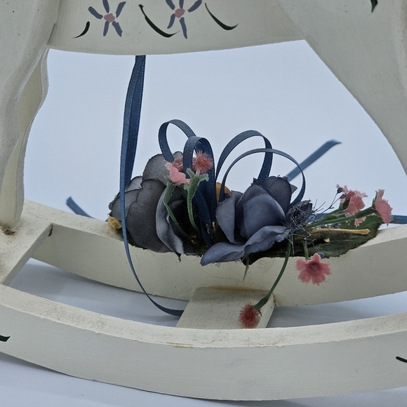 Vintage Shabby Chic Hand Carved White Mini Wooden Rocking Horse - Picture 6 of 8